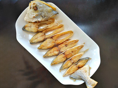 金鲳鱼（盐渍鱼）
